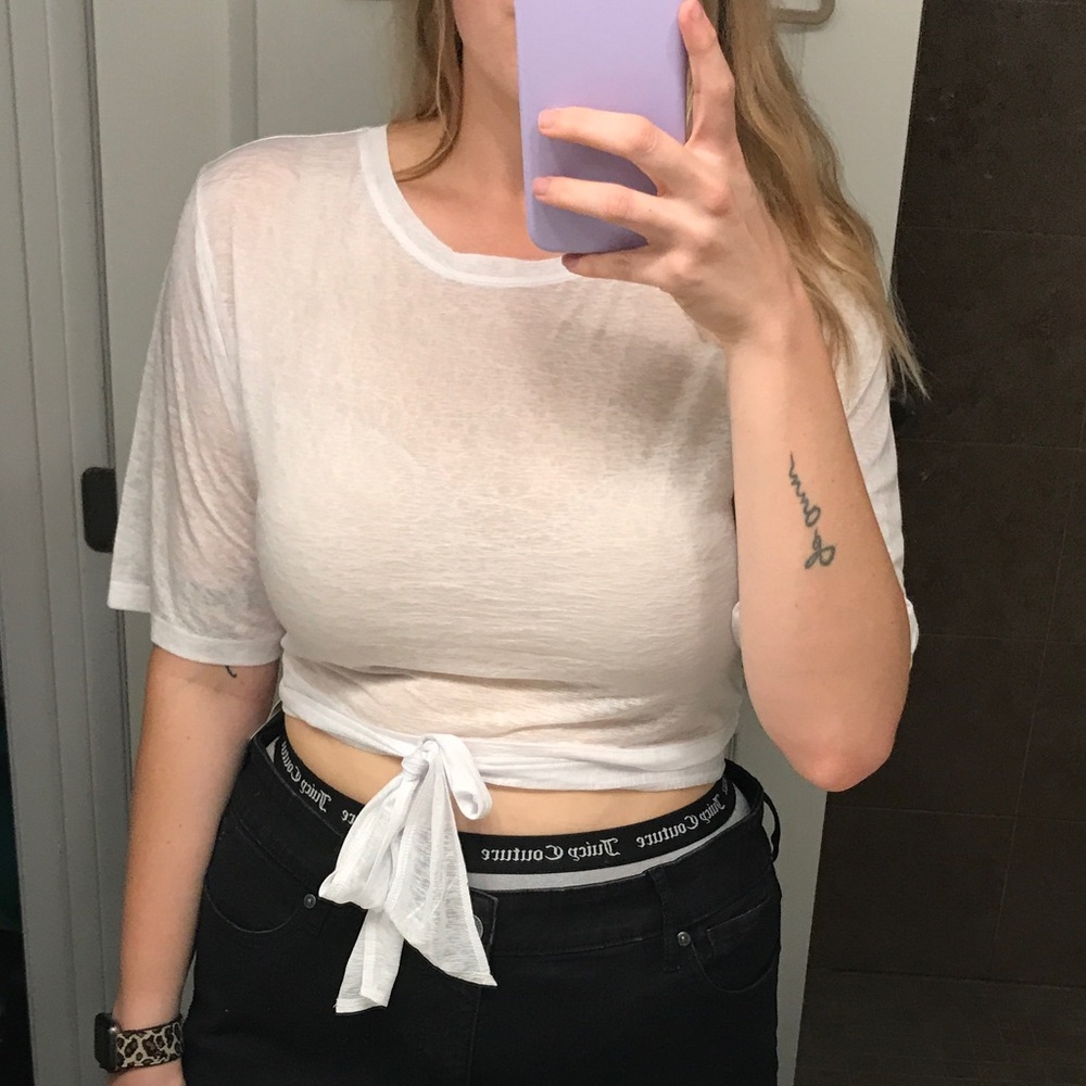 Fabletics Cropped Workout Tee